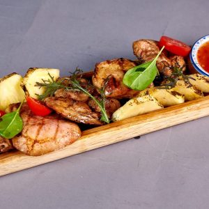 Бедро куриное с ананасом Chicken thigh with pineapple
