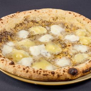 Пицца тартуфо бьянко Pizza tartufo bianco